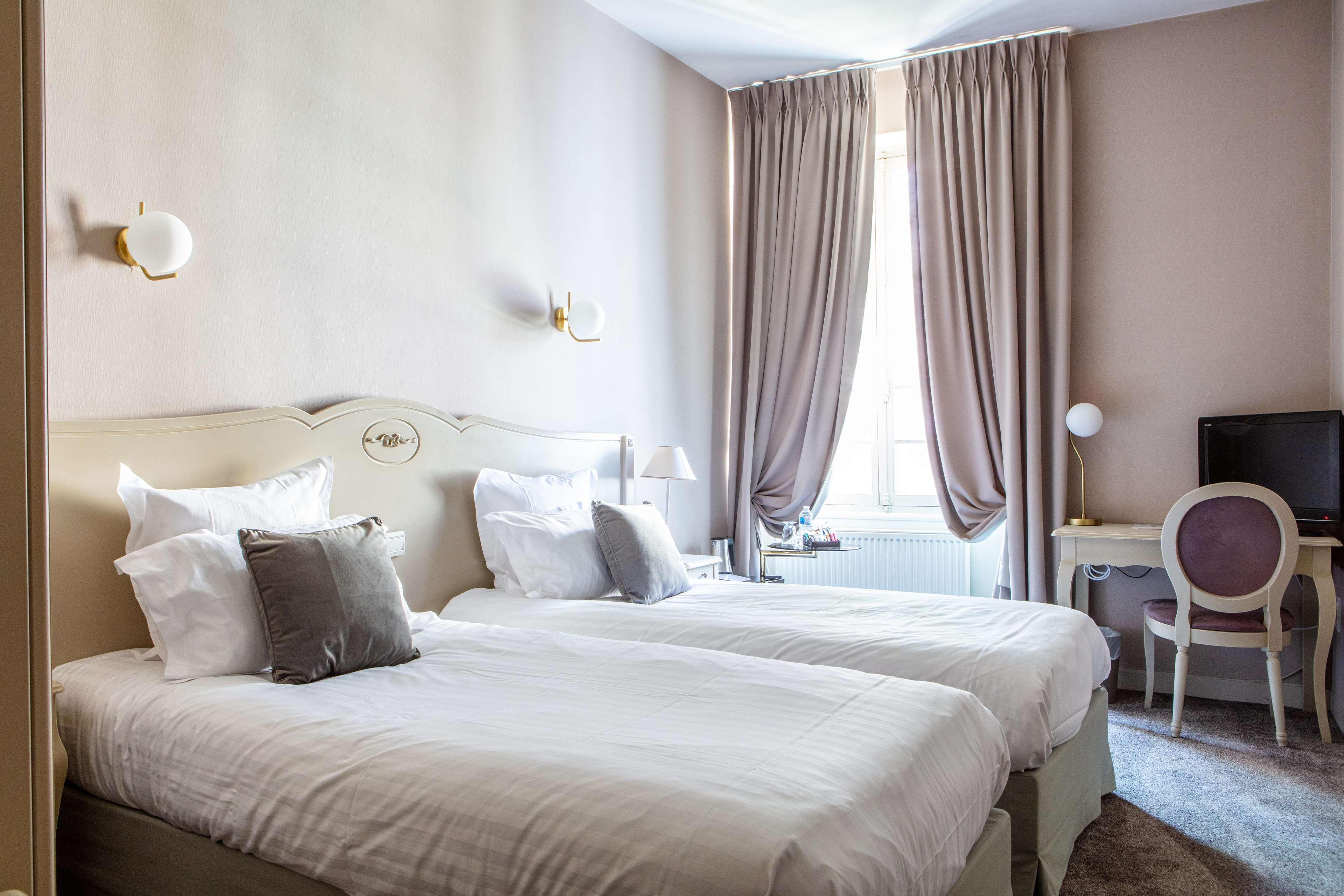 אוקזר Hotel Le Maxime - Best Western Signature Collection מראה חיצוני תמונה
