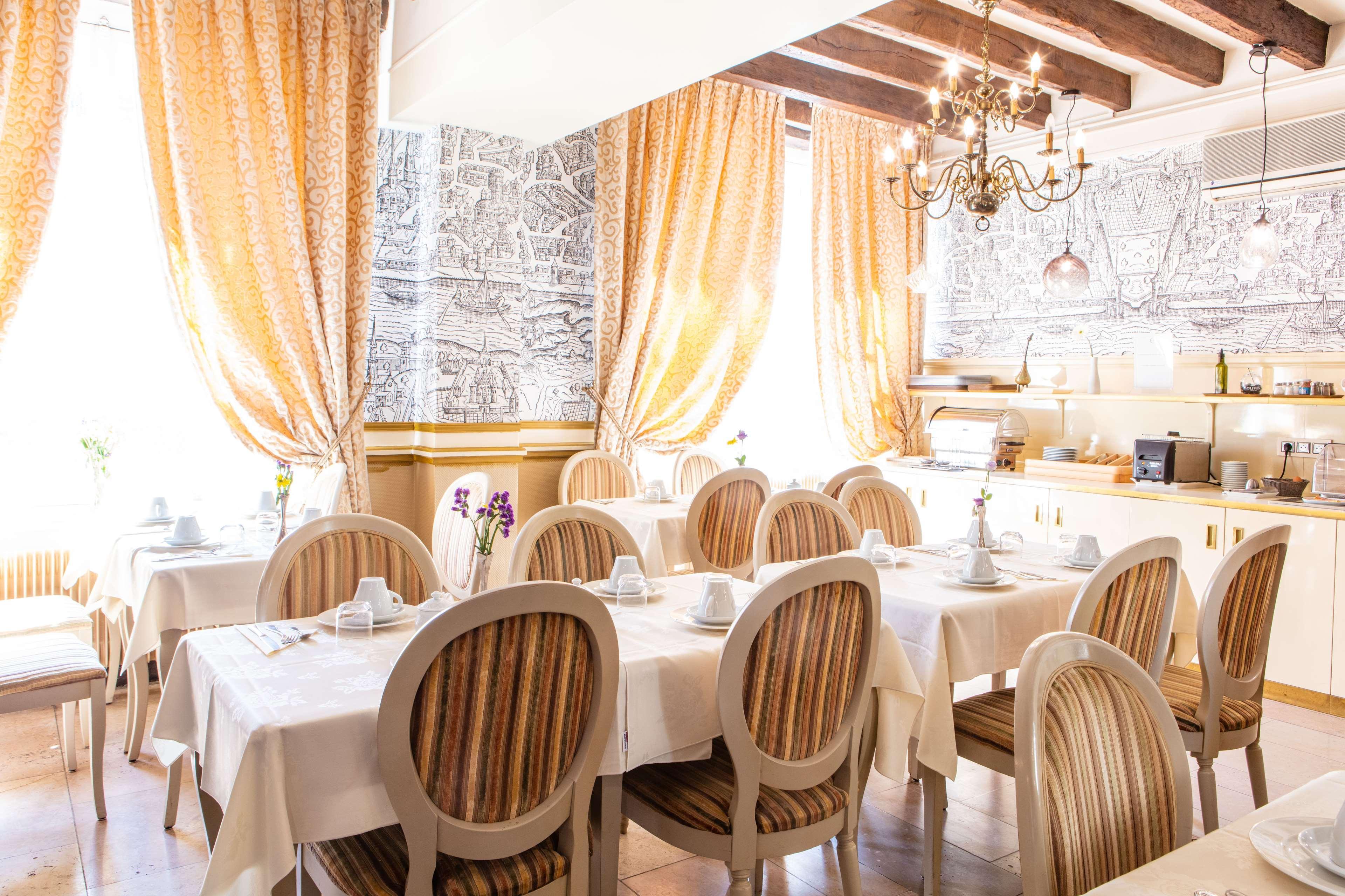 אוקזר Hotel Le Maxime - Best Western Signature Collection מראה חיצוני תמונה