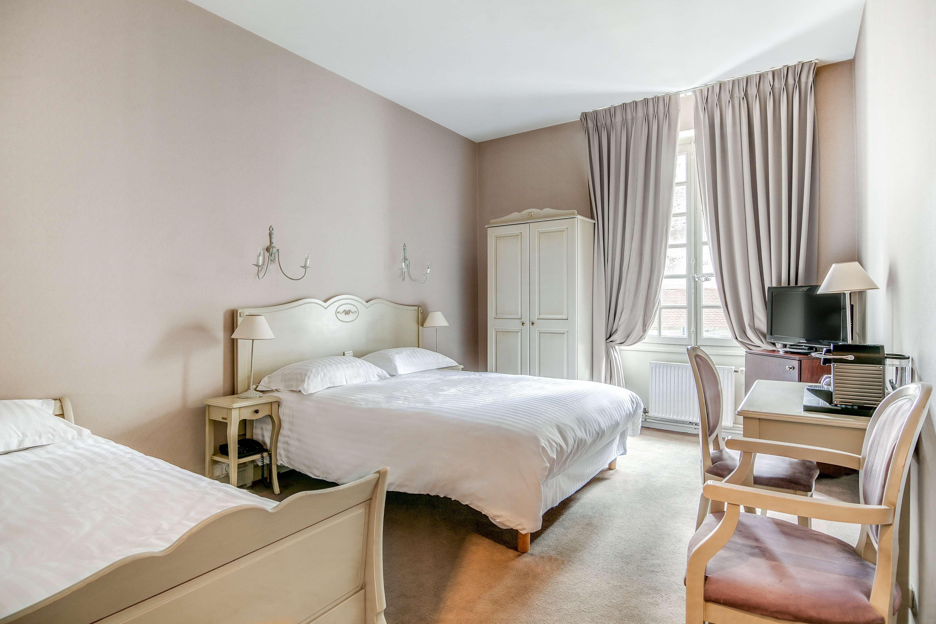 אוקזר Hotel Le Maxime - Best Western Signature Collection מראה חיצוני תמונה
