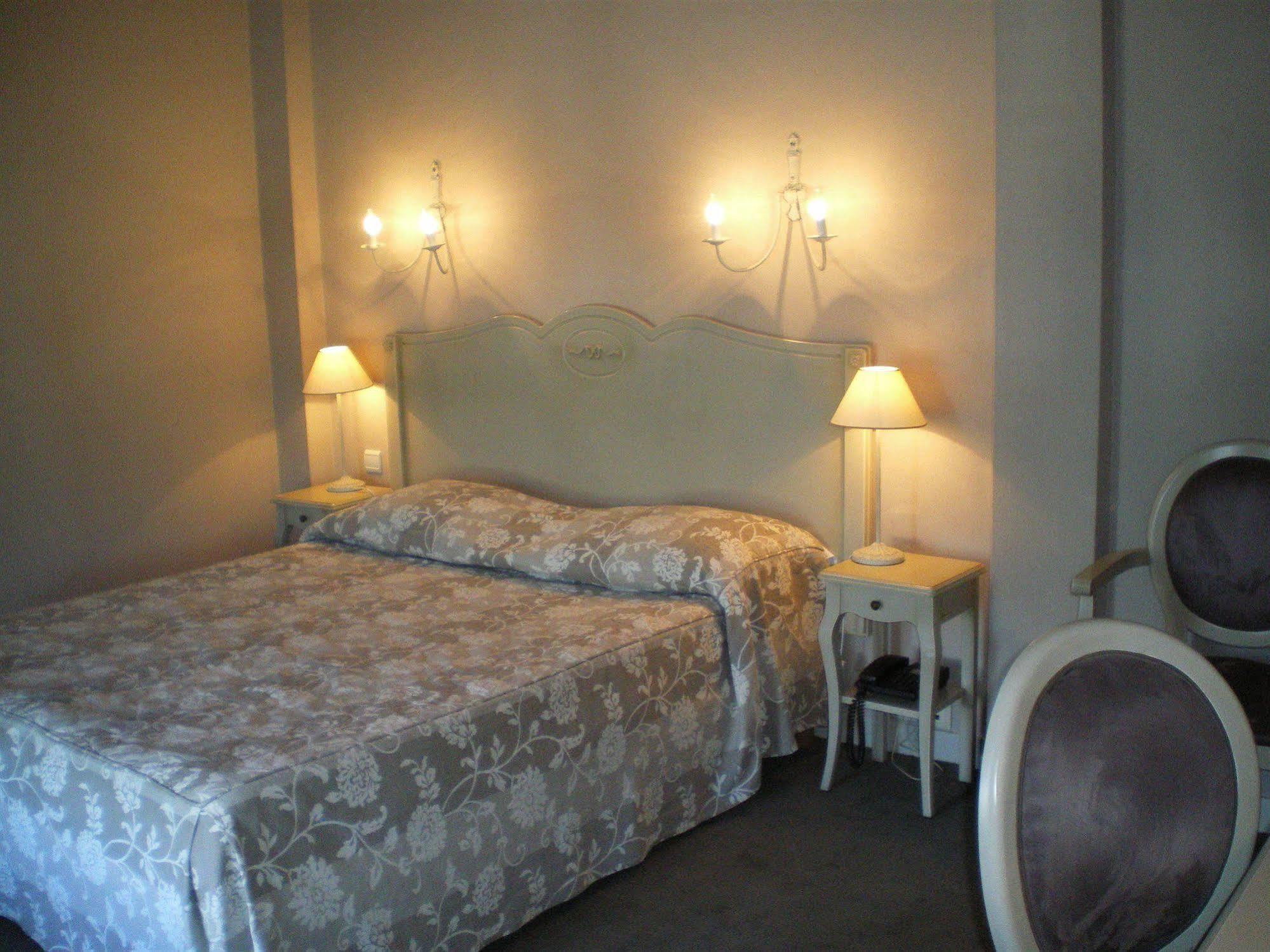 אוקזר Hotel Le Maxime - Best Western Signature Collection מראה חיצוני תמונה